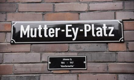 Mutter-Ey ihr neuer&nbsp;Platz