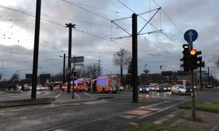 Werstener Kreuz: Feuer am&nbsp;Bus
