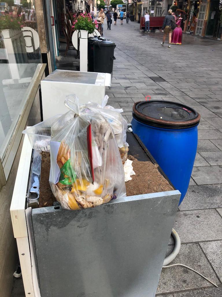 Wilde Müllkippe wie hier in der Altstadt Foto:LOKALBÜRO Wilde Müllkippe wie hier in der Altstadt Foto:LOKALBÜRO