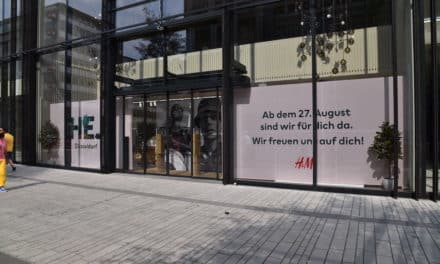 Erste Geschäfte im KÖ — Bogen zwei eröffnen.
