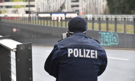 Tempokontrollen an Düsseldorfer Schulen: Über 2.700 Temposünder erwischt