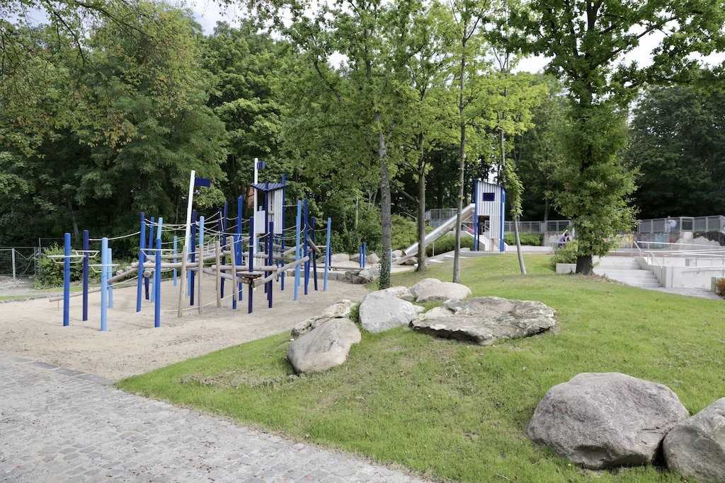 Archivbild Wasserspielplatz “Vor dem Deich” im Südpark©Landeshauptstadt Düsseldorf/Ingo Lammert