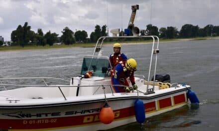 Ordnungsamt und Feuerwehr präsentieren sich bei der Blaulichtmeile