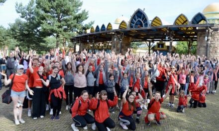 440 jecke Pänz im Freizeitpark Toverland