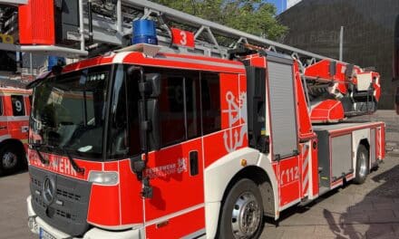 Feuer in Hubbelrath: Feuerwehr verhindert Ausbreitung von Wohnhausbrand