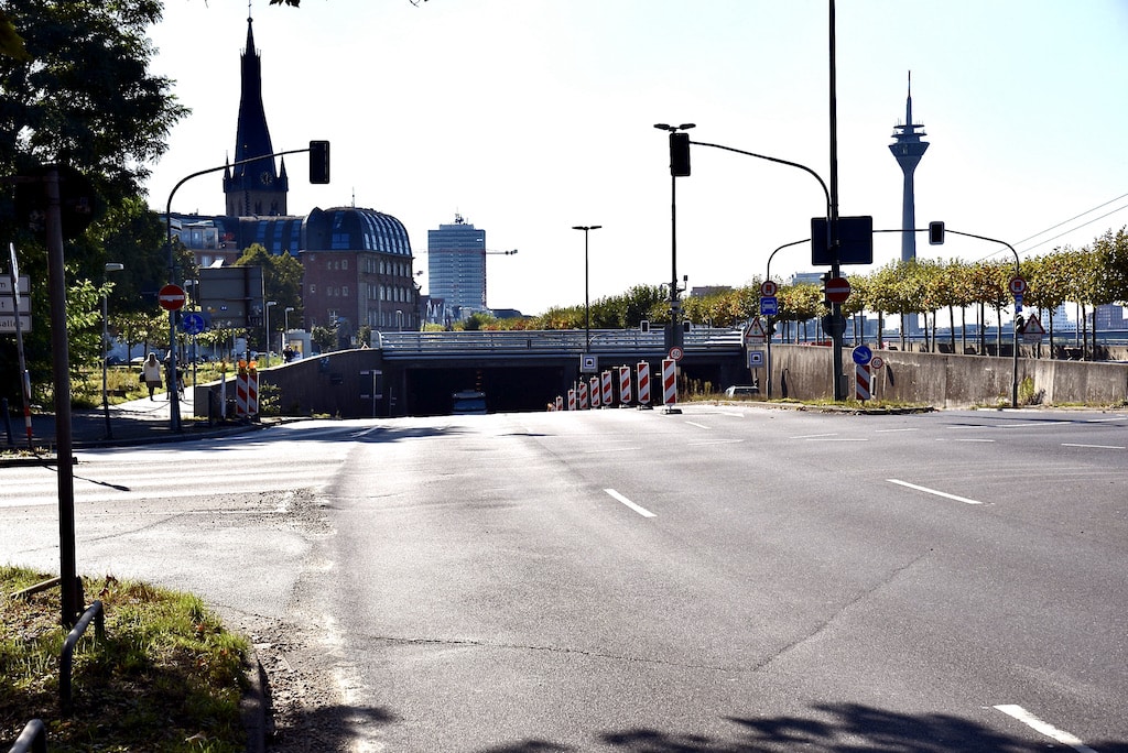 Symbolbild Rheinufertunnel Ein und Ausfahrt an der Tonhalle © Lokalbüro