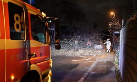Sturmtief Bernd über Düsseldorf – viele wetterbedingte Einsätze der Feuerwehr