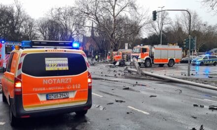Folgemeldung — Tödlicher Verkehrsunfall am Verteiler Nordfriedhof — Ursache ermittelt — Unfallrekonstruktion läuft auf Hochtouren