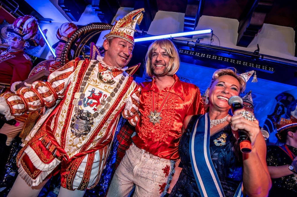 Simon Lindecke mit Prinz Andreas I. & Venetia Evelyn © Prinzengarde Blau-Weiss