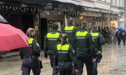 Rosenmontag: Weniger Verstöße und ruhigerer Verlauf – Ordnungsamt und Feuerwehr ziehen Zwischenbilanz