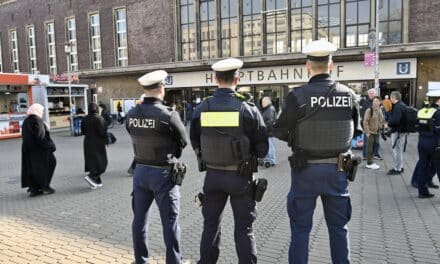 Taschendieb im ICE gestellt – Handy in Bäckerei versteckt