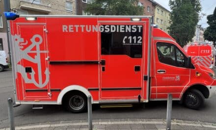 Gerresheim: Fußgänger bei Verkehrsunfall mit Pkw schwer verletzt