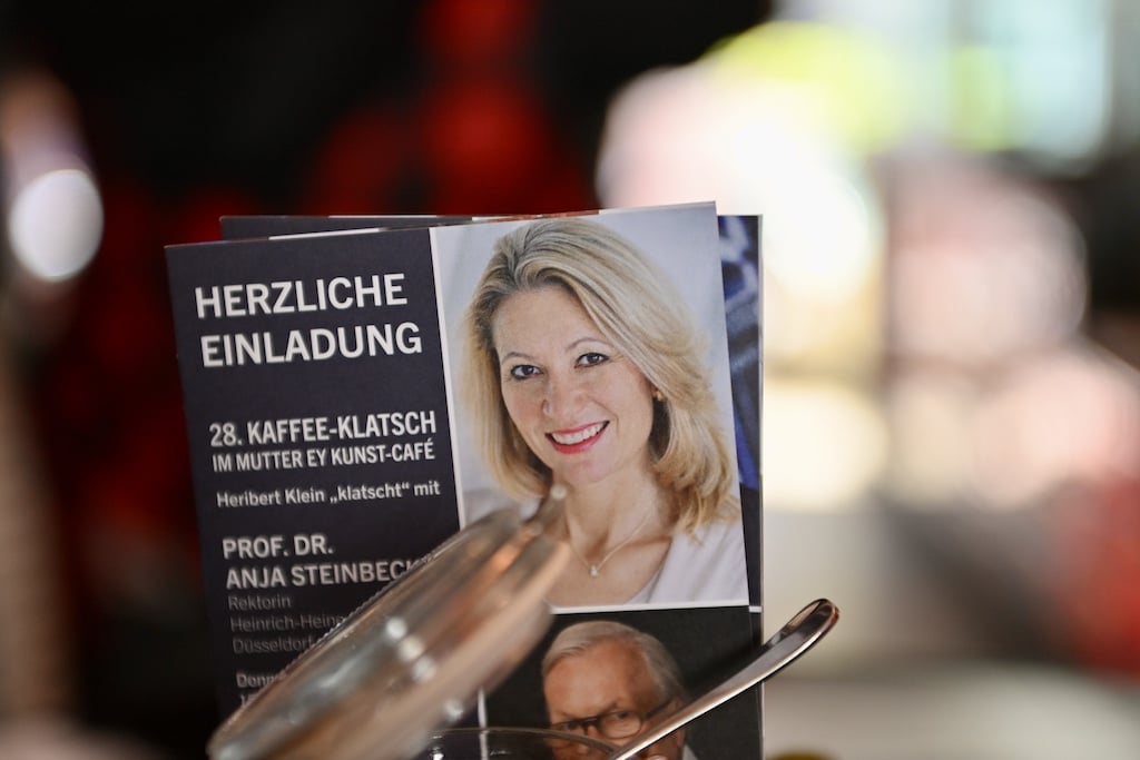 Der nächste Gast: Prof. Dr. Anja Steinbeck, Rektorin der Heinrich-Heine-Universität Düsseldorf. © Lokalbüro