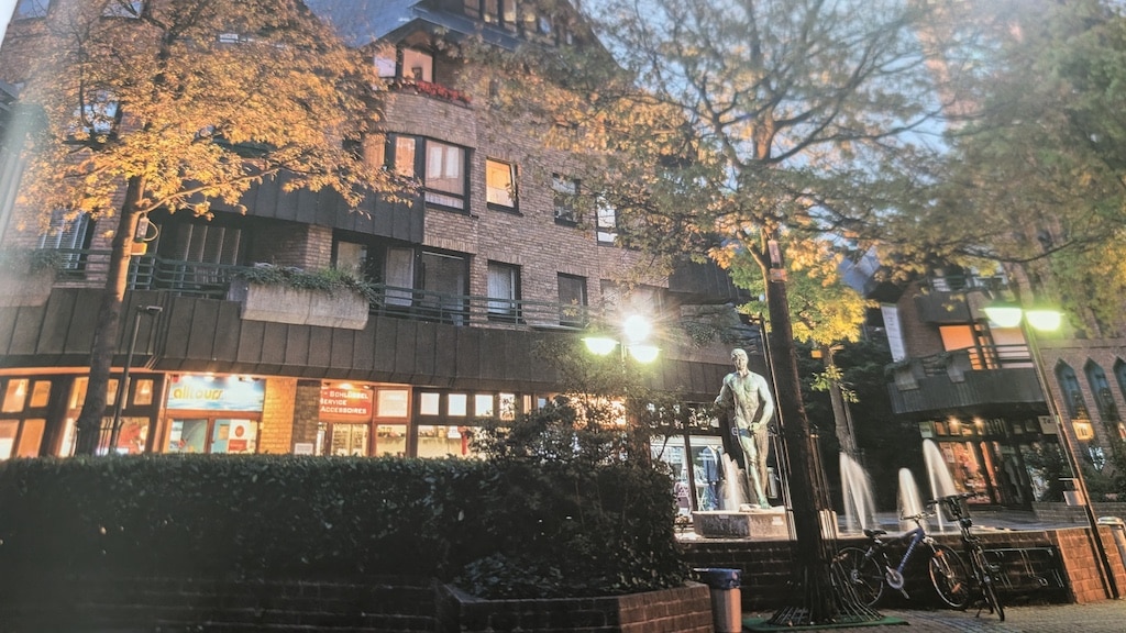 Bei den Führungen können die Besucher tief in die Geschichte des Klemensviertels eintauchen, welches im Oktober 1986 von Architekt und Stadtplaner Walter Brune eröffnet wurde © Gabriele Schreckenberg